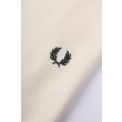 Heren Sweaters Fred Perry J1327.560 - ECRU. Direct leverbaar uit de webshop van www.vipshop.nl/.