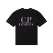 Heren T-shirts CP Company 20CMTS086A.999 - BLACK. Direct leverbaar uit de webshop van www.vipshop.nl/.